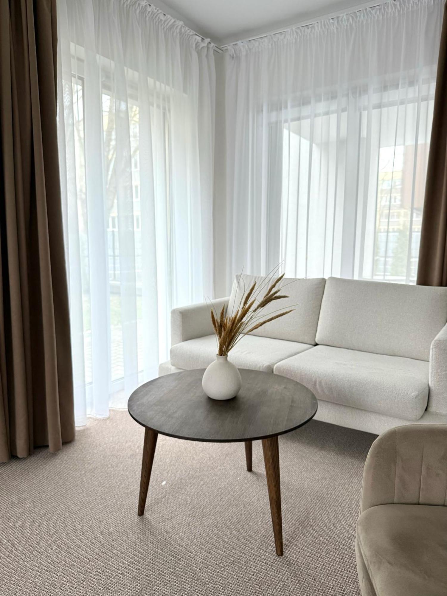 Izabeles Apartamentai Połąga Zewnętrze zdjęcie